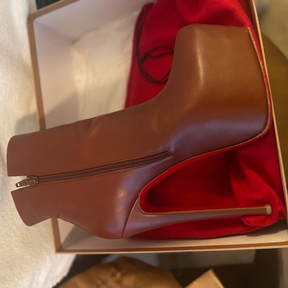 Christian Louboutin Daff Booty. CLASSIC ITEM. Hard to find!